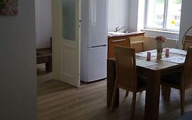 Flora Residence 12